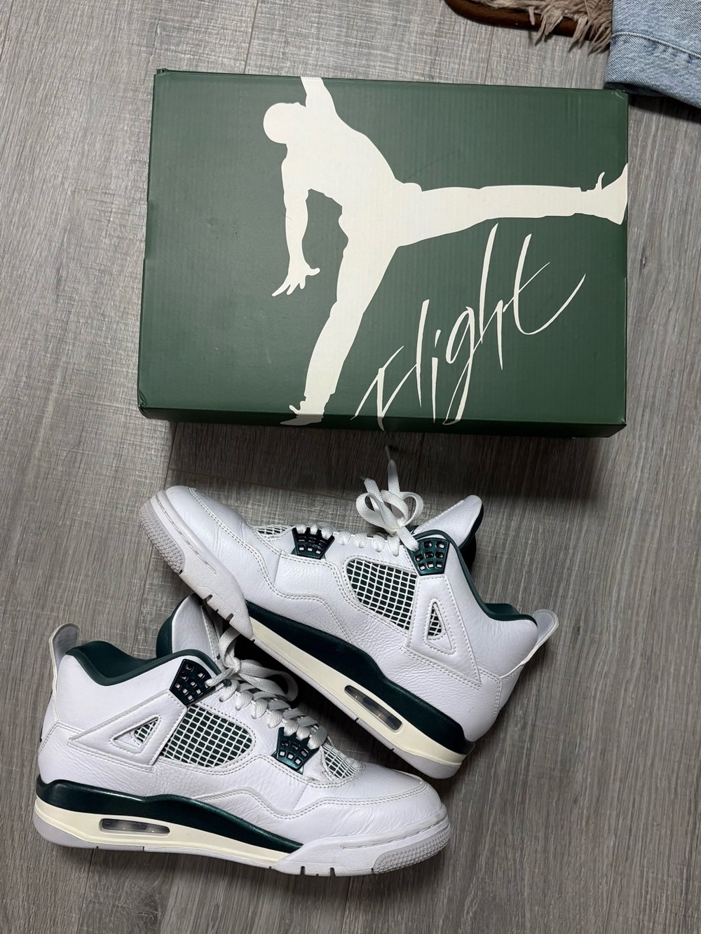 Air Jordan 4 Retro Oxidized Green FQ8138-103 Men's Size 8.5 EXCELLENT CONDITION!